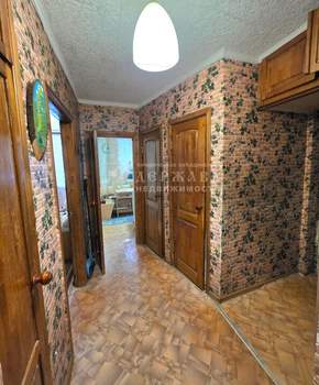 3-к квартира, вторичка, 62м2, 1/5 этаж