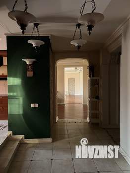 6-к квартира, вторичка, 241м2, 4/9 этаж