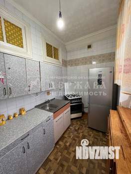 3-к квартира, вторичка, 65м2, 5/5 этаж