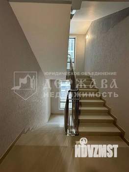 4-к квартира, вторичка, 96м2, 3/15 этаж