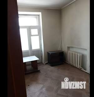 3-к квартира, вторичка, 58м2, 2/2 этаж