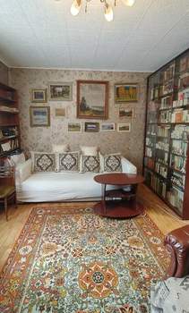 2-к квартира, вторичка, 58м2, 1/5 этаж