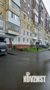 3-к квартира, вторичка, 61м2, 1/9 этаж