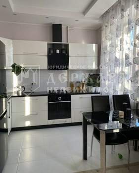 2-к квартира, вторичка, 60м2, 3/5 этаж
