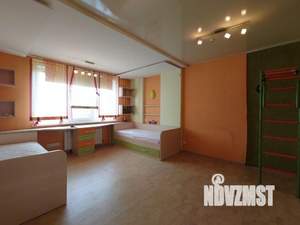 3-к квартира, вторичка, 108м2, 8/10 этаж
