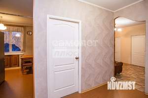 4-к квартира, вторичка, 62м2, 3/5 этаж