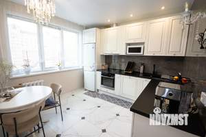 3-к квартира, вторичка, 72м2, 7/16 этаж