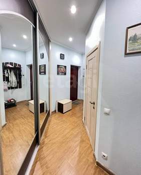 2-к квартира, вторичка, 47м2, 1/4 этаж