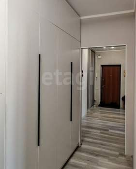 3-к квартира, вторичка, 74м2, 4/10 этаж