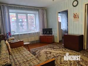 4-к квартира, вторичка, 63м2, 3/5 этаж