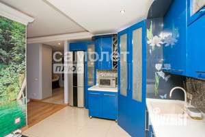 3-к квартира, вторичка, 136м2, 3/10 этаж
