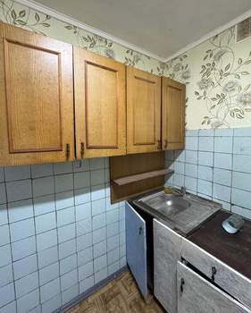 2-к квартира, вторичка, 34м2, 1/5 этаж
