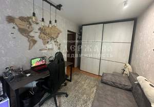 2-к квартира, вторичка, 52м2, 1/10 этаж