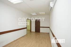 2-к квартира, вторичка, 58м2, 1/9 этаж