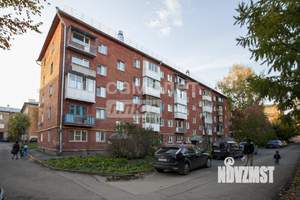 2-к квартира, вторичка, 42м2, 1/5 этаж